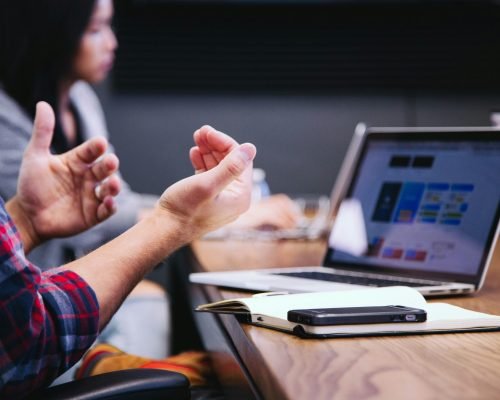 headway-5QgIuuBxKwM-unsplash(1)