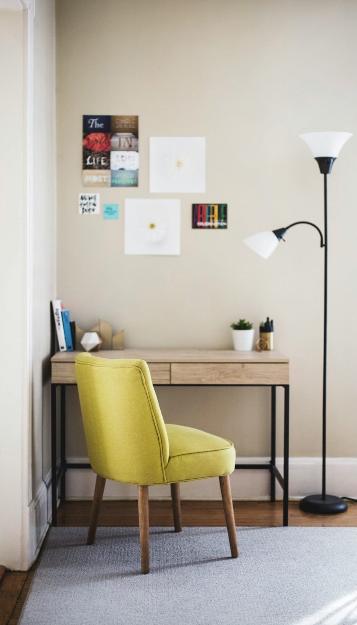 kari-shea-tOVmshavtoo-unsplash